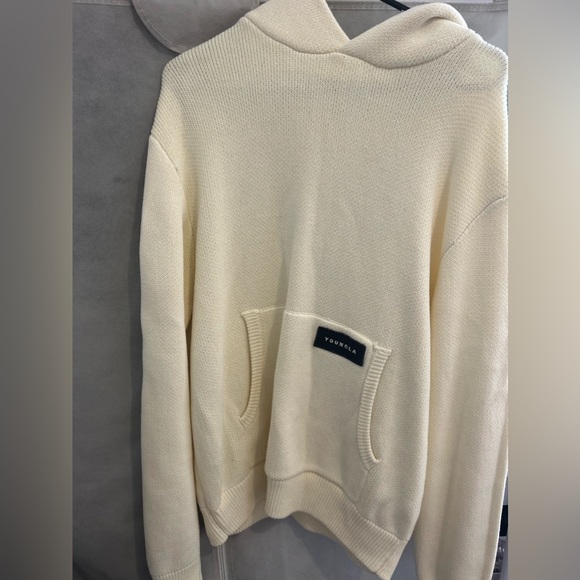 Young la , knitted hoodie - Picture 1 of 2